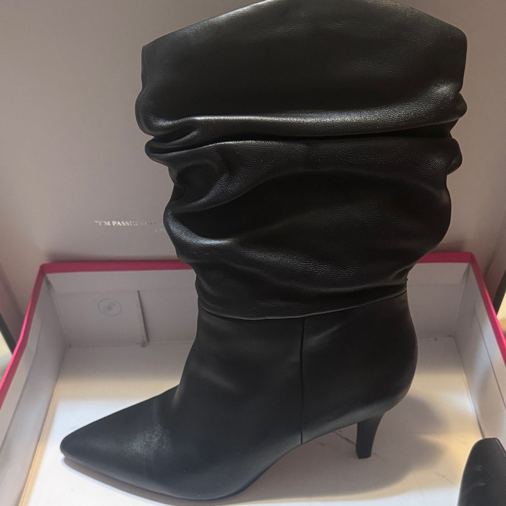 Vince Camuto Black Slouchy Women's Boots 8.5